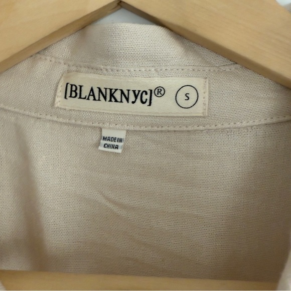 Blank NYC Linen Jumpsuit in oatmeal New With Tags Size: S - Picture 6 of 6